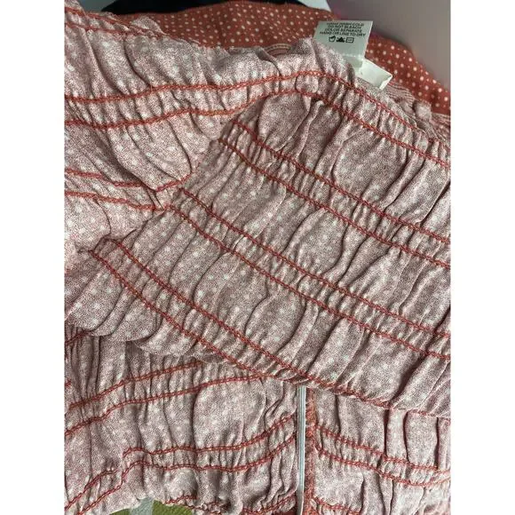 Urban Romantics Womens Off Shoulder Peasant Polka Dot Blouse NEW Small - Picture 8 of 10